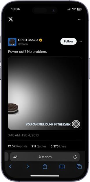 Example of Oreo making use of the trending blackout at the Superbowl